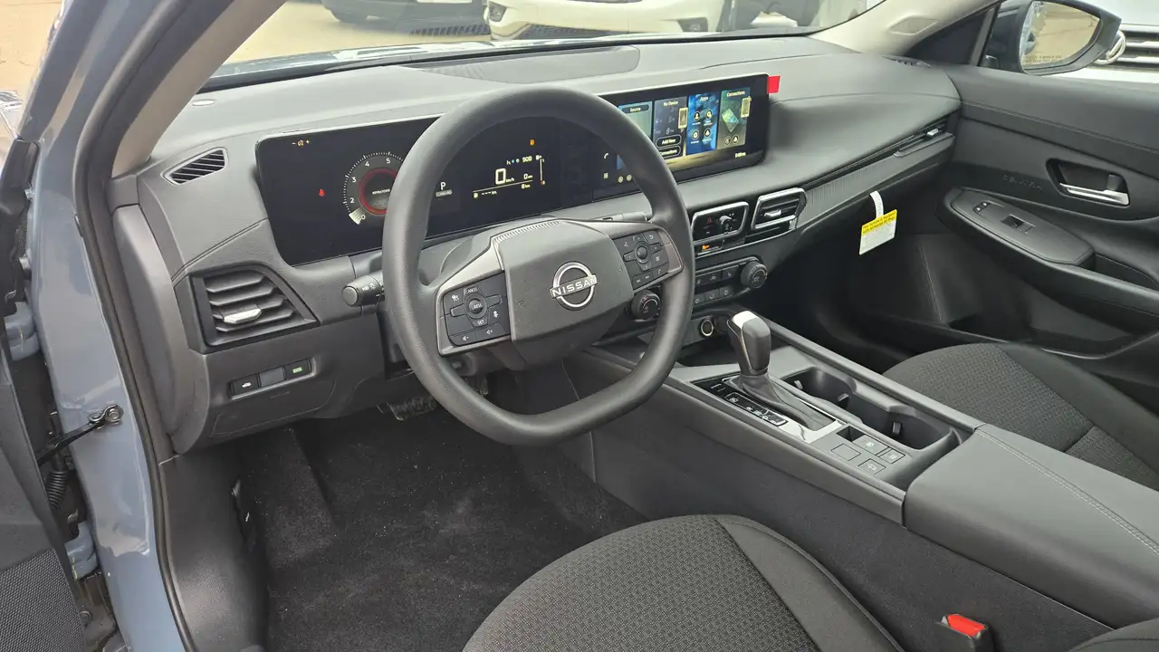 Nissan Sentra снимка Nissan Sentra
