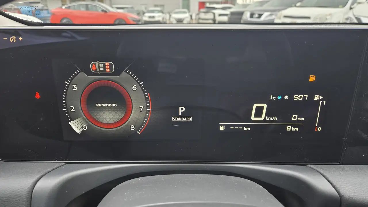 Nissan Sentra снимка Nissan Sentra