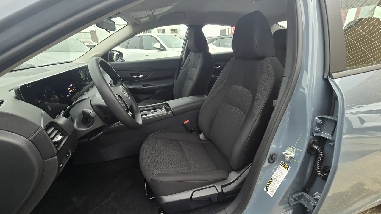 Nissan Sentra снимка Nissan Sentra