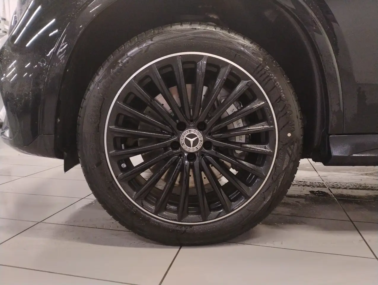 Mercedes-Benz GLC снимка Mercedes-Benz GLC