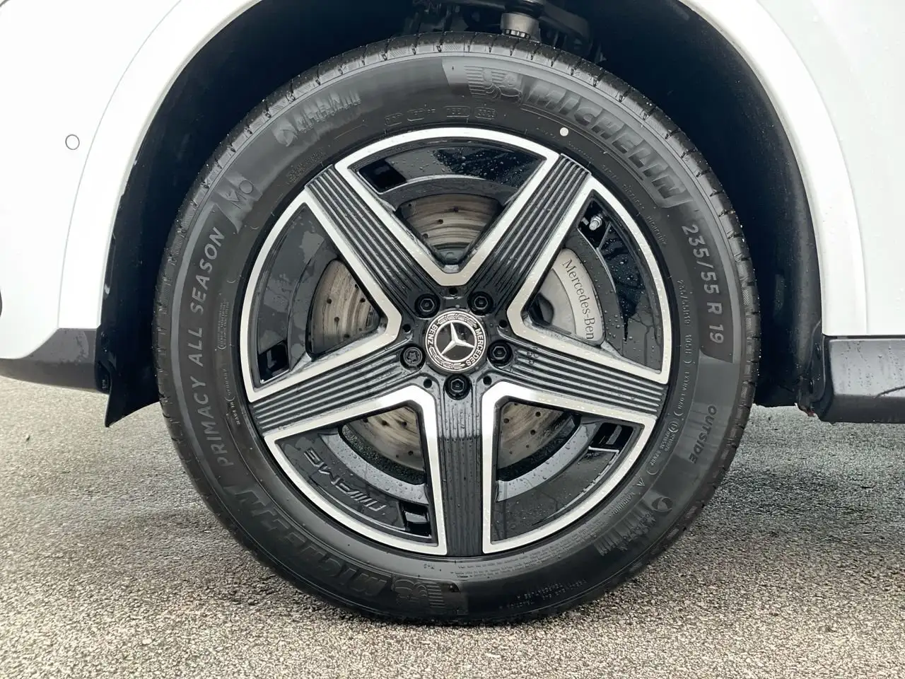 Mercedes-Benz GLC снимка Mercedes-Benz GLC