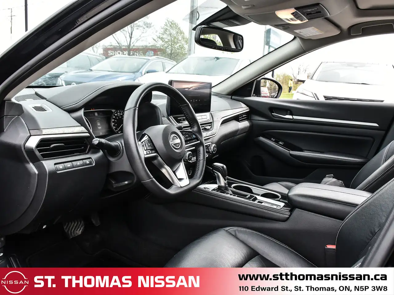 Nissan Altima fotografie Nissan Altima