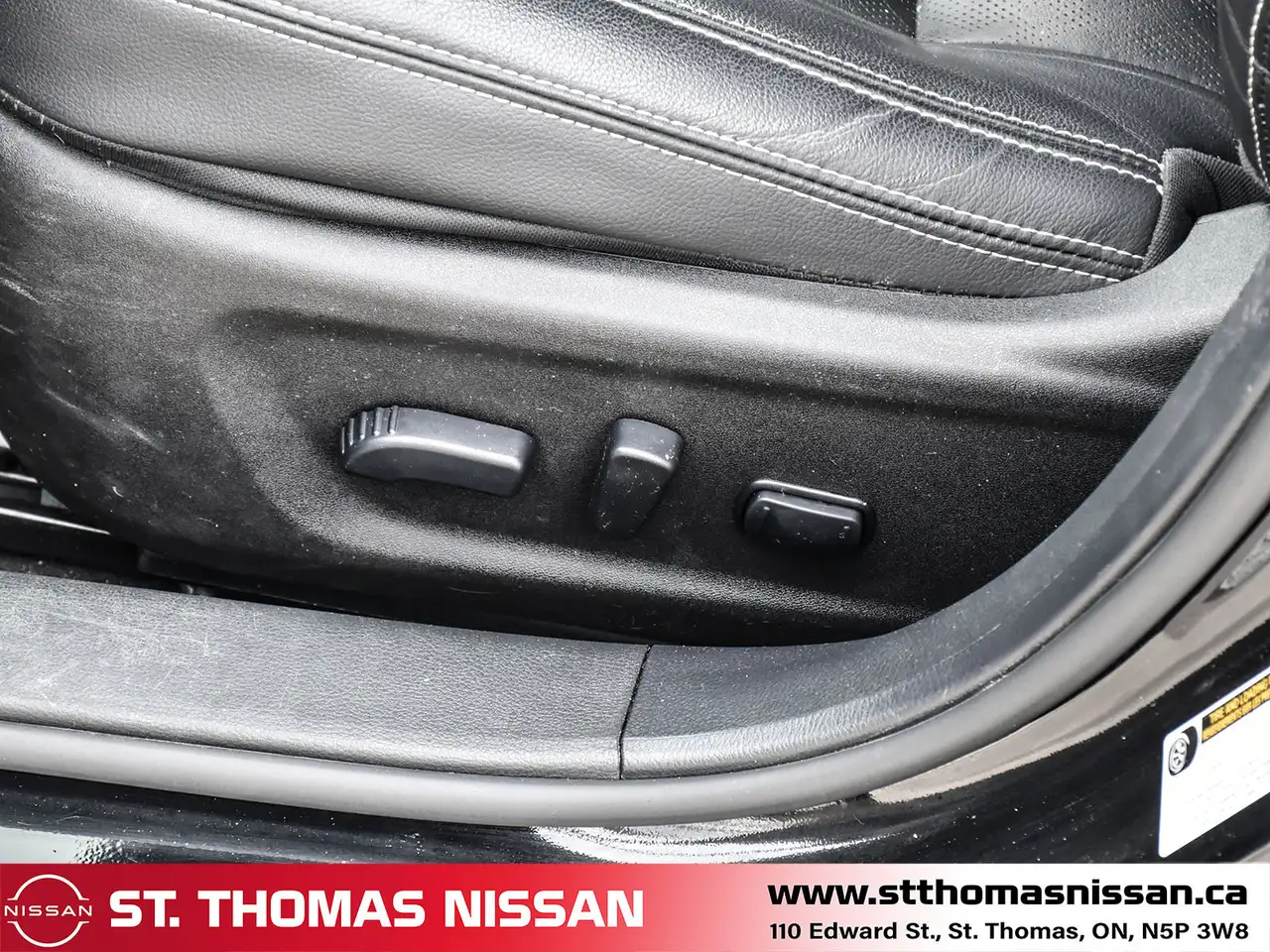 Nissan Altima fotografie Nissan Altima