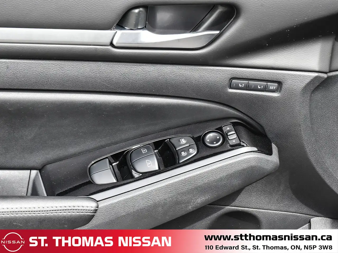 Nissan Altima fotografie Nissan Altima