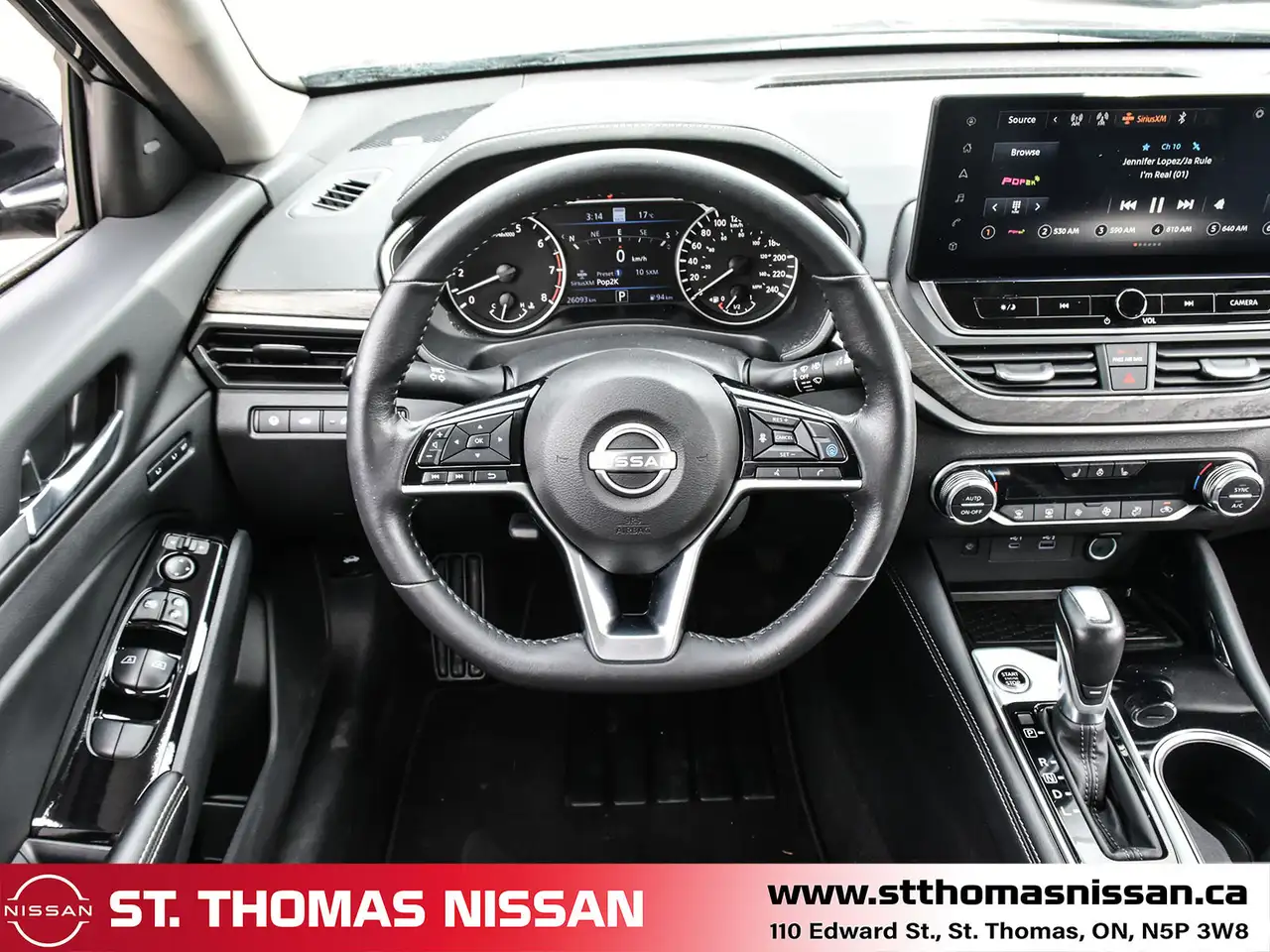 Nissan Altima fotografie Nissan Altima