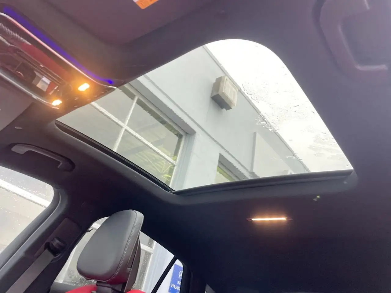 Mercedes-Benz GLC снимка Mercedes-Benz GLC