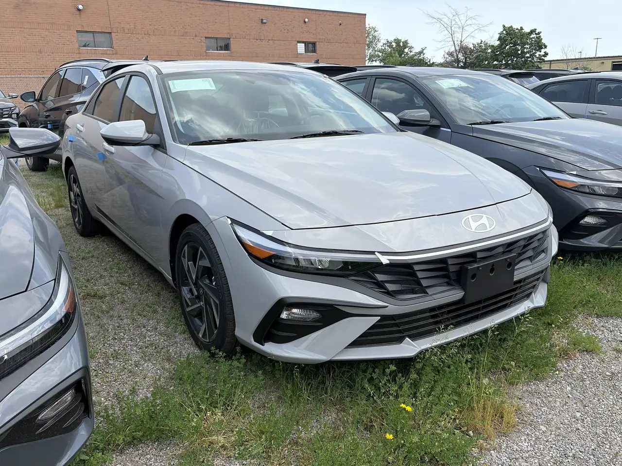 Hyundai ELANTRA снимка Hyundai ELANTRA
