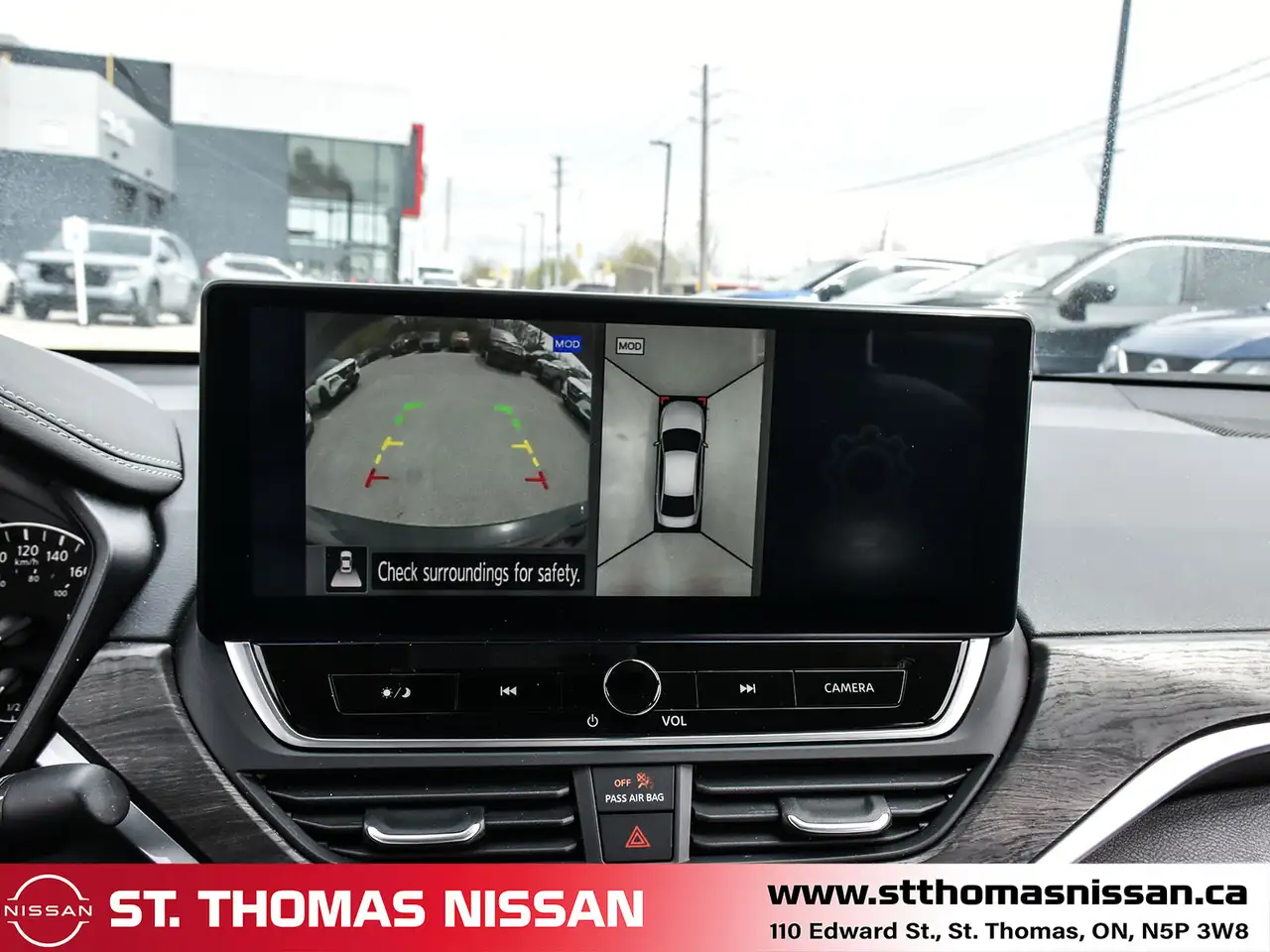 Nissan Altima fotografie Nissan Altima