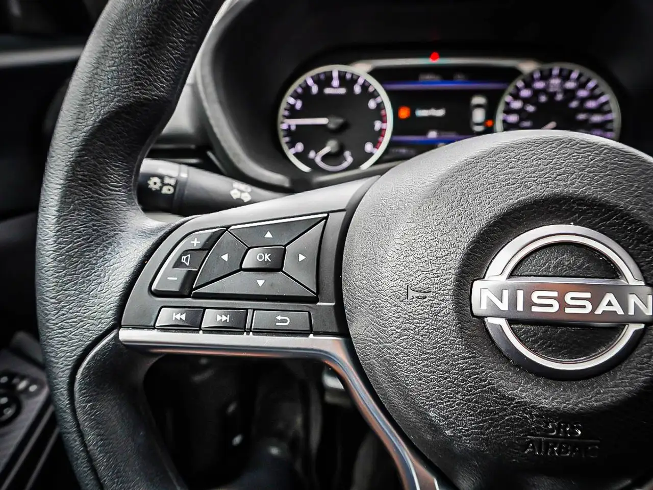 Nissan Sentra снимка Nissan Sentra
