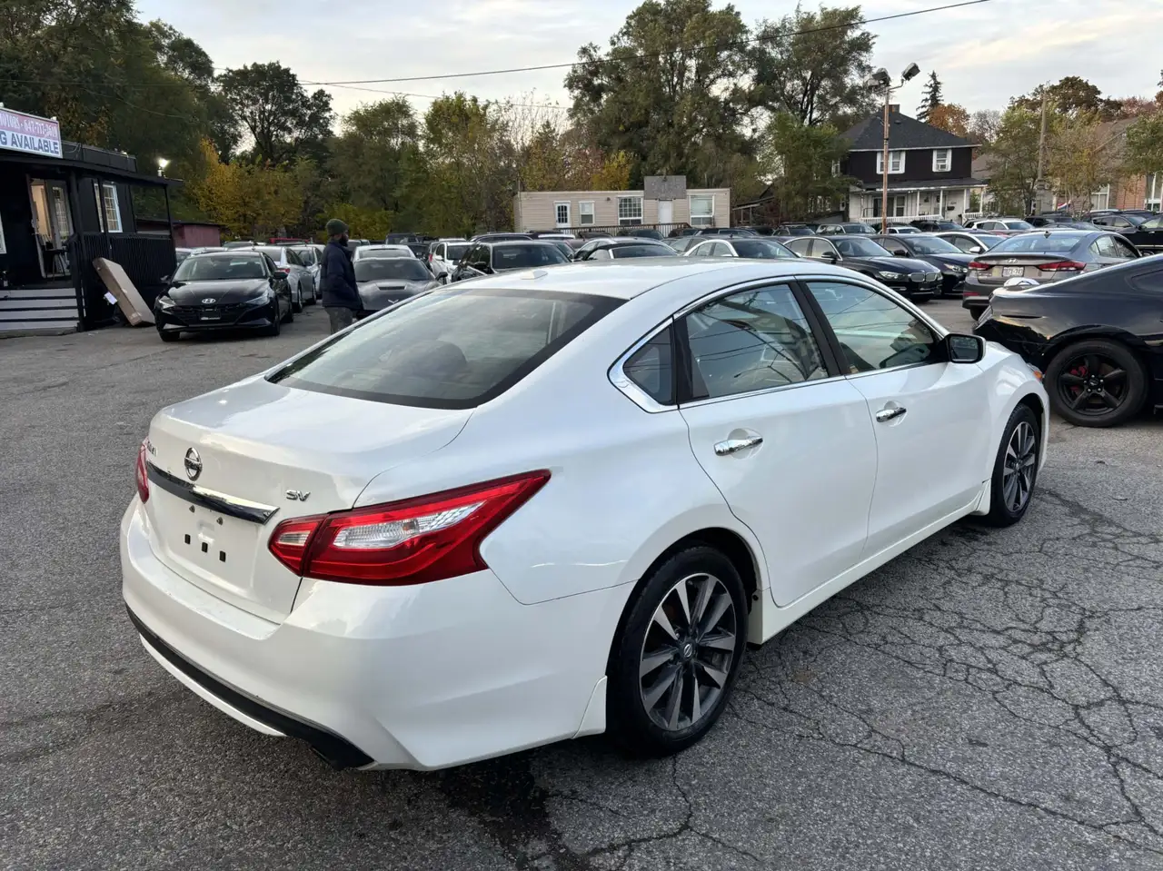 Nissan Altima снимка Nissan Altima