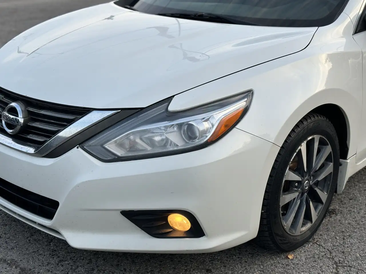 Nissan Altima снимка Nissan Altima