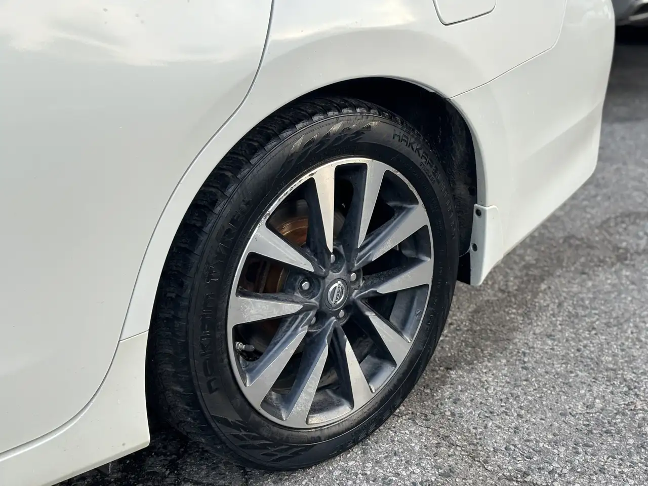 Nissan Altima снимка Nissan Altima