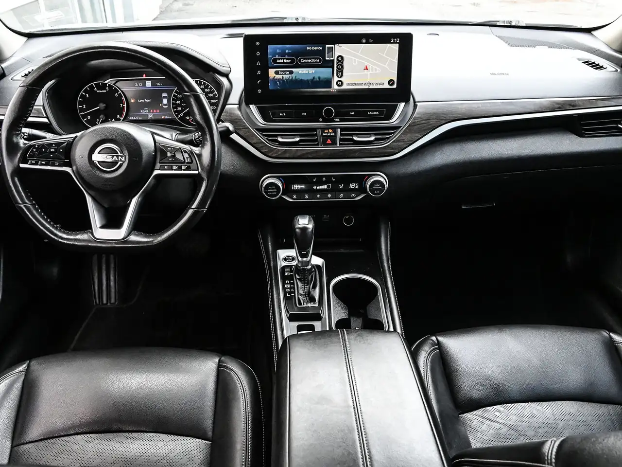 Nissan Altima снимка Nissan Altima