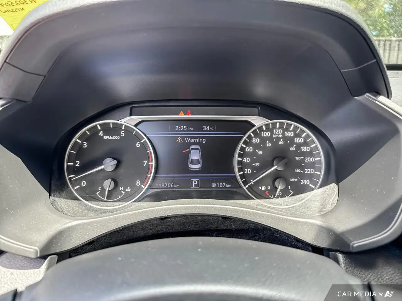 Nissan Altima снимка Nissan Altima