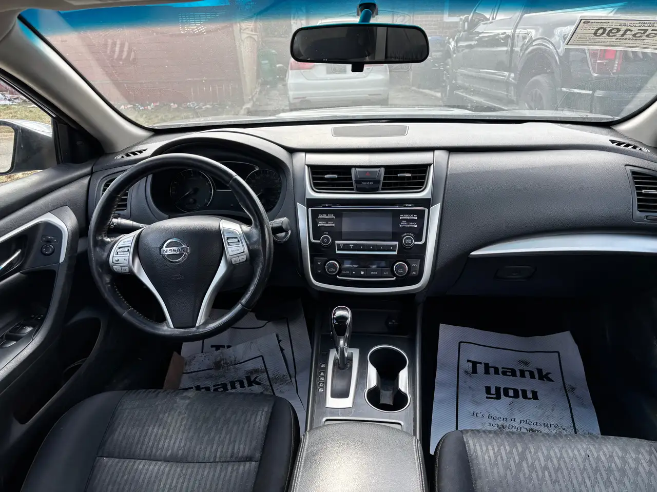 Nissan Altima снимка Nissan Altima