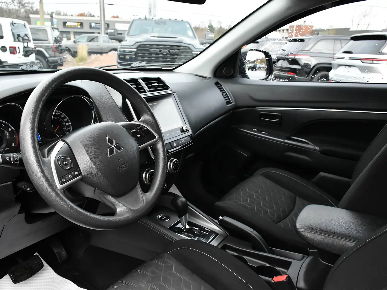 Mitsubishi RVR снимка Mitsubishi RVR