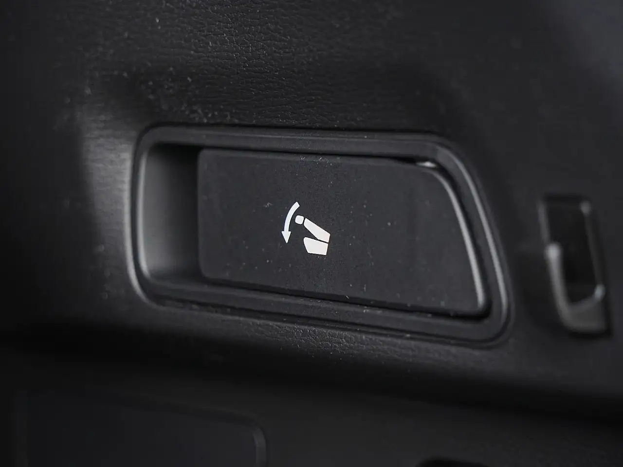 Mitsubishi Outlander снимка Mitsubishi Outlander