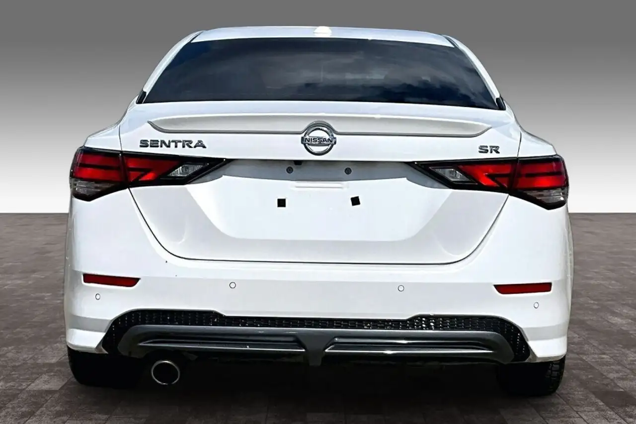 Nissan Sentra photo Nissan Sentra