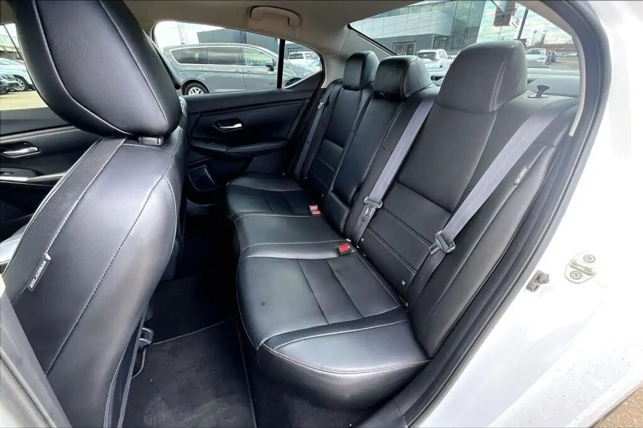 Nissan Sentra photo Nissan Sentra