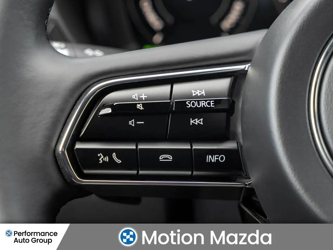 Mazda CX-70 PHEV снимка Mazda CX-70 PHEV