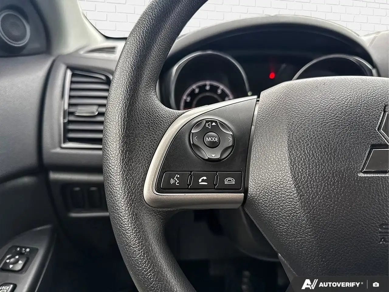 Mitsubishi RVR снимка Mitsubishi RVR
