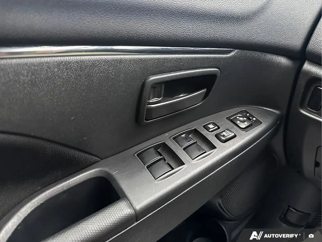 Mitsubishi RVR снимка Mitsubishi RVR