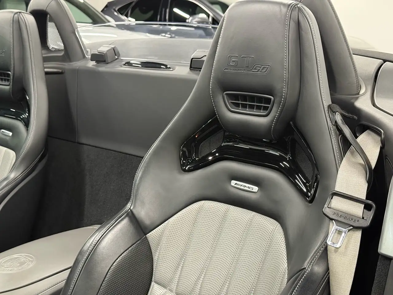 Mercedes-Benz AMG GT снимка Mercedes-Benz AMG GT