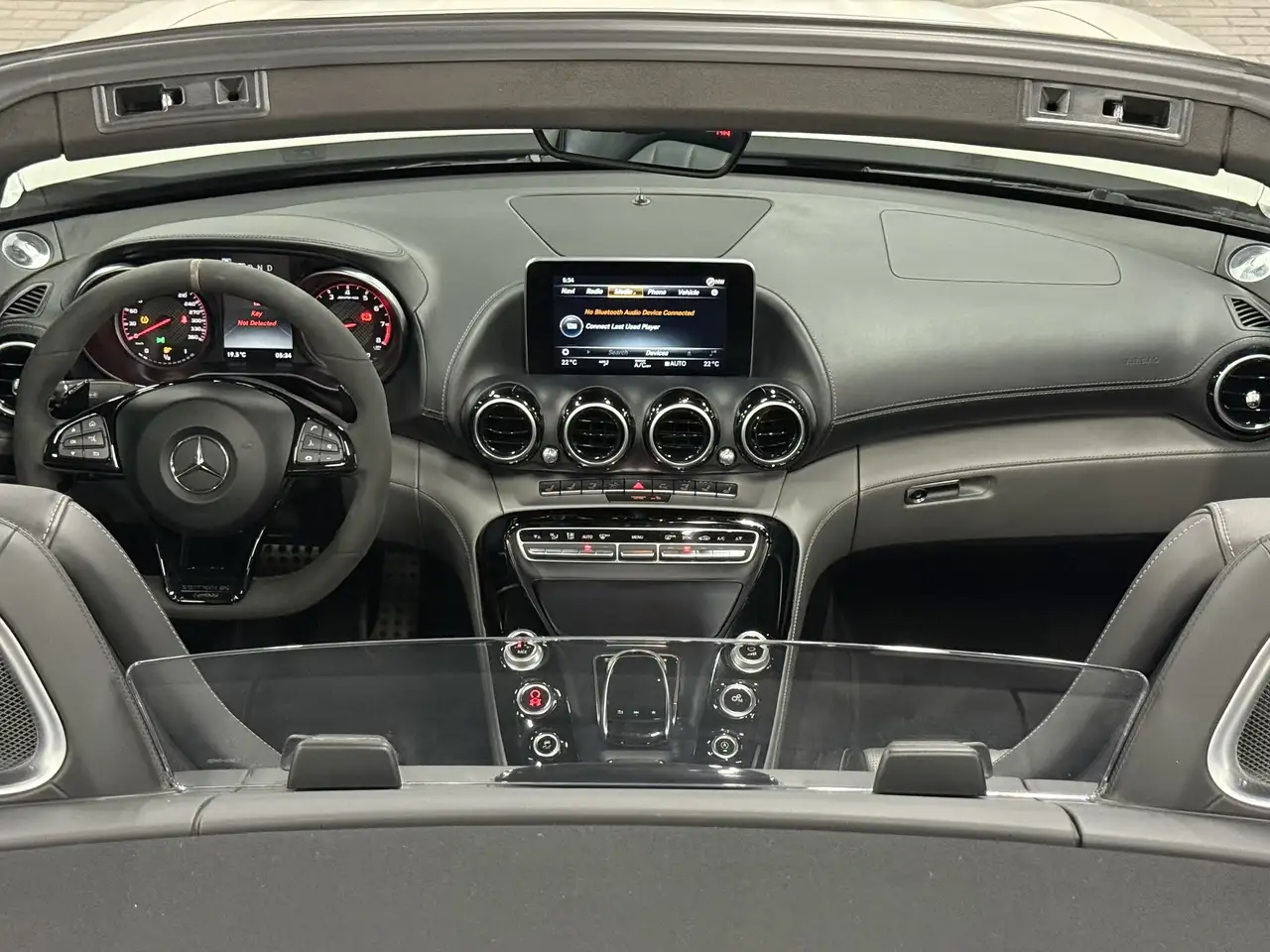 Mercedes-Benz AMG GT снимка Mercedes-Benz AMG GT