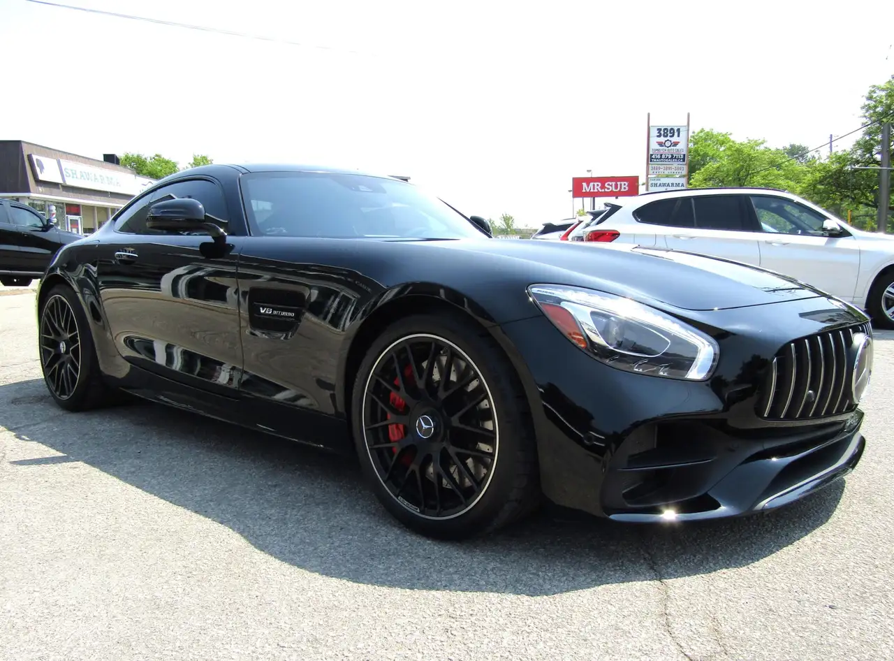 Mercedes-Benz AMG GT снимка Mercedes-Benz AMG GT