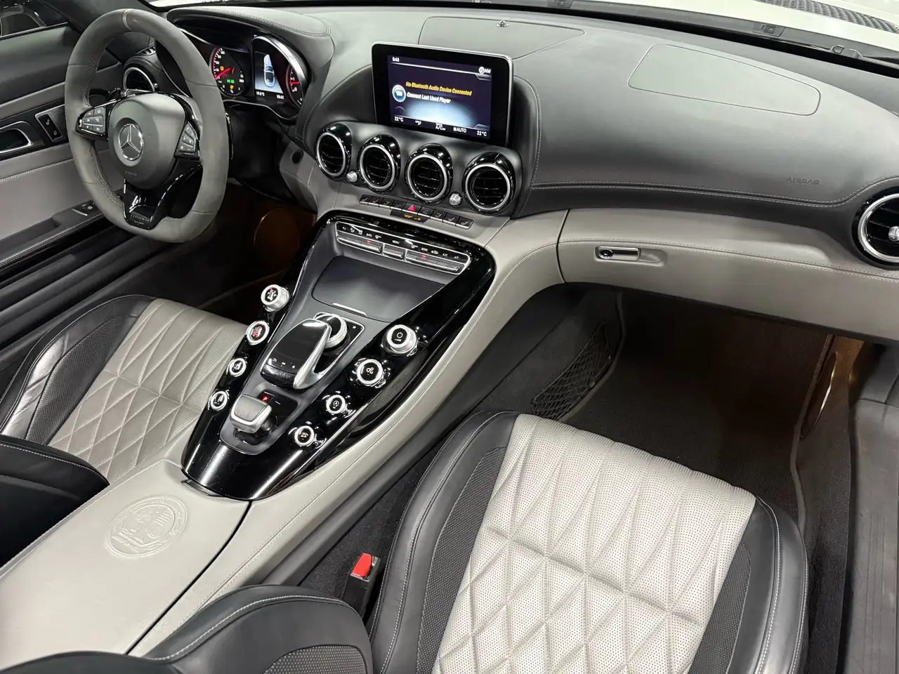 Mercedes-Benz AMG GT снимка Mercedes-Benz AMG GT