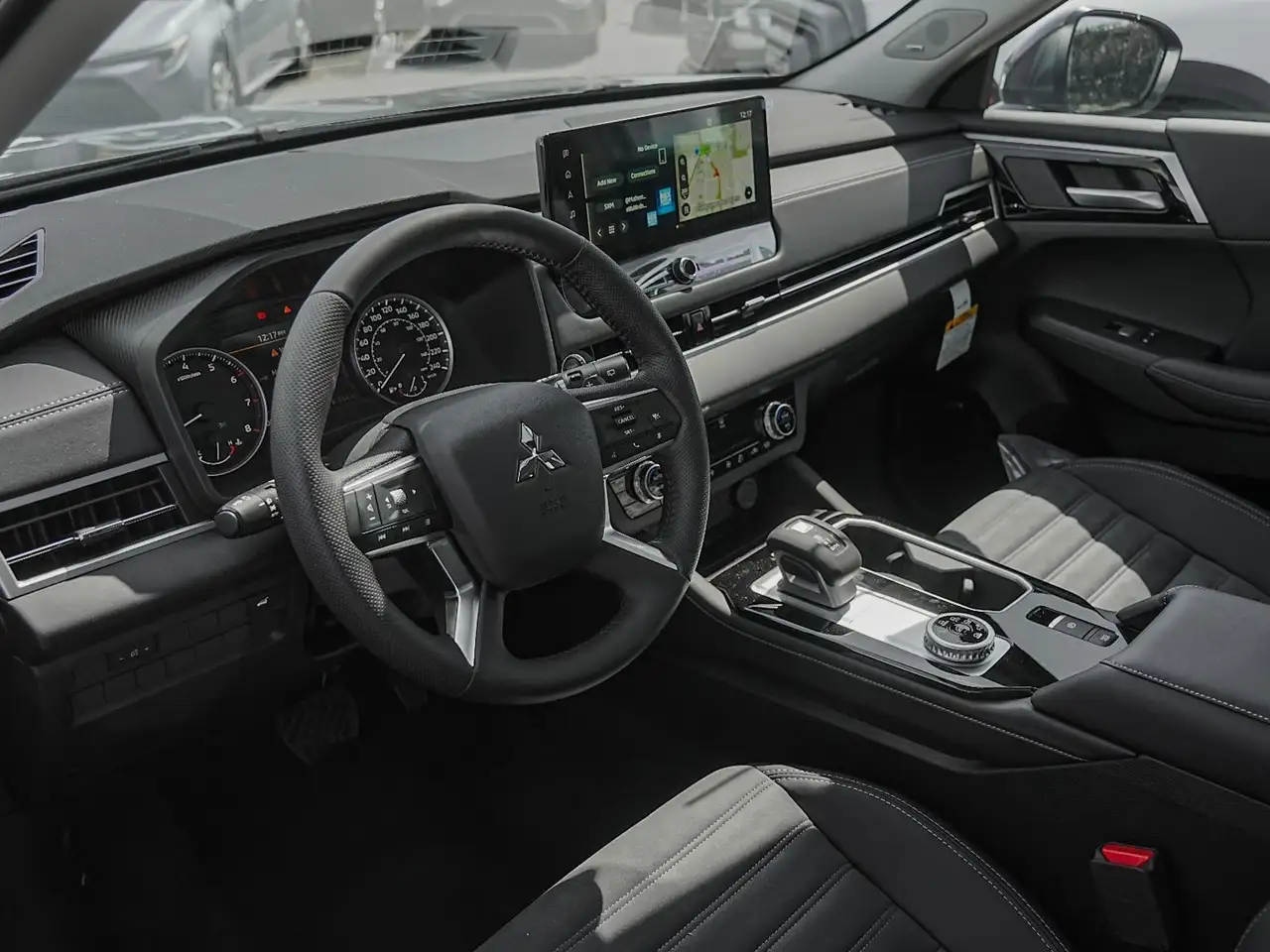 Mitsubishi Outlander photo Mitsubishi Outlander