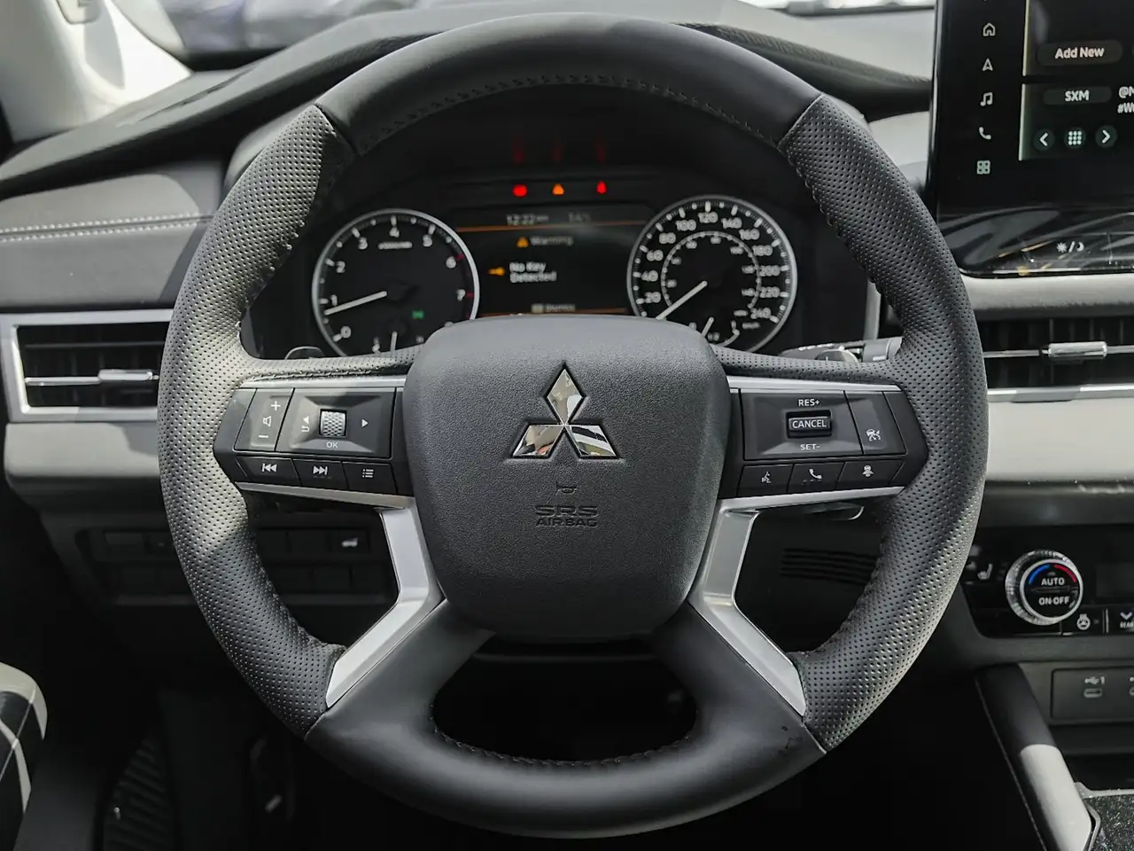 Mitsubishi Outlander photo Mitsubishi Outlander