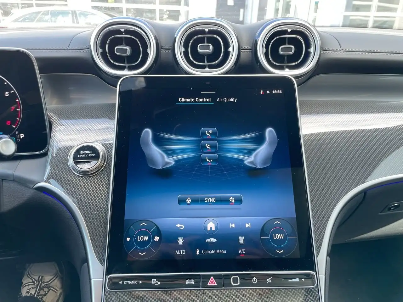 Mercedes-Benz GLC снимка Mercedes-Benz GLC