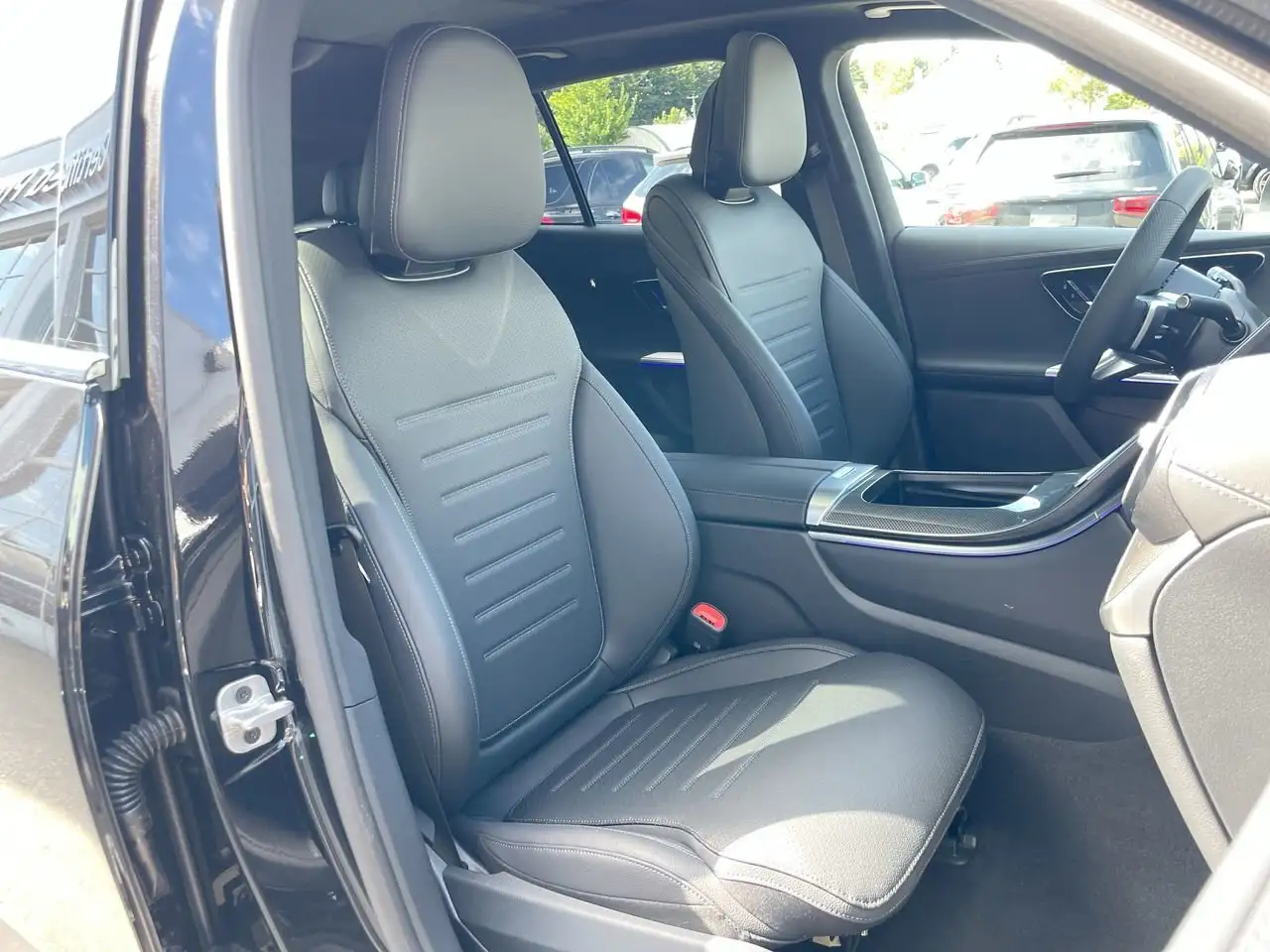 Mercedes-Benz GLC снимка Mercedes-Benz GLC