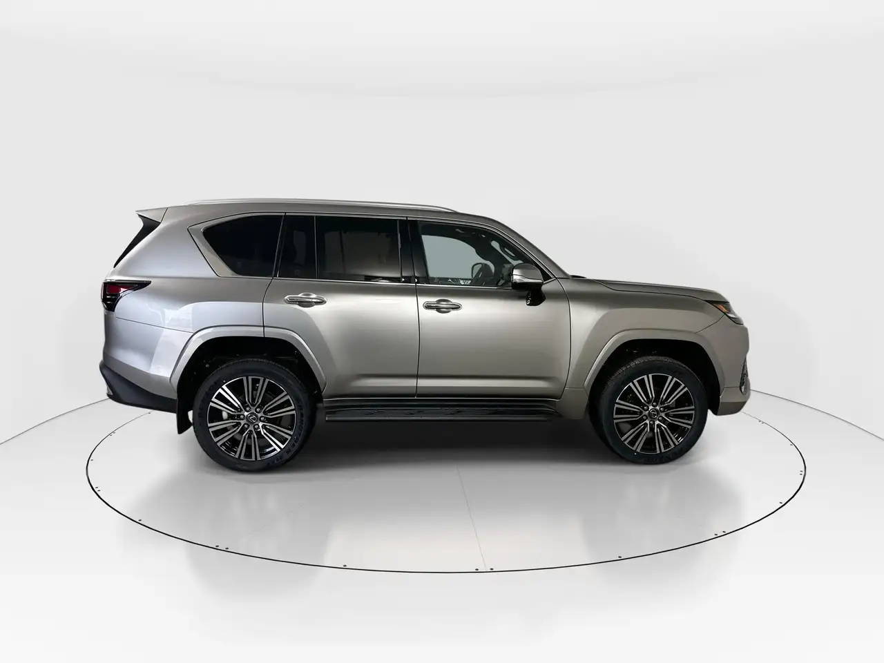 Lexus LX 600 снимка Lexus LX 600