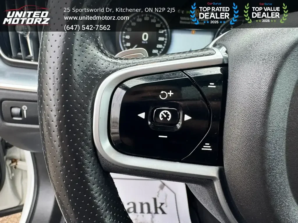 Volvo XC60 снимка Volvo XC60