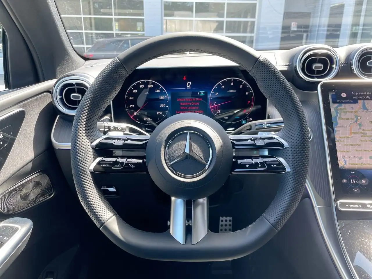 Mercedes-Benz GLC снимка Mercedes-Benz GLC