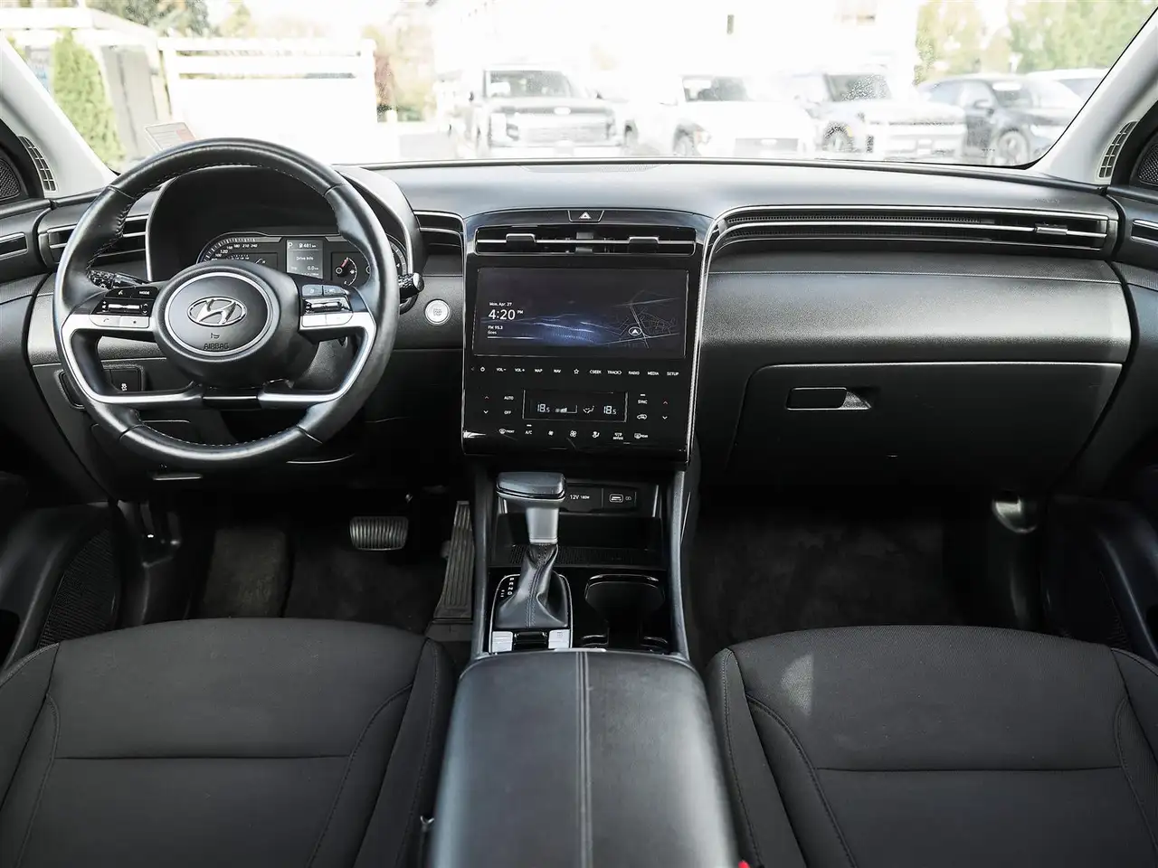 Hyundai TUCSON снимка Hyundai TUCSON