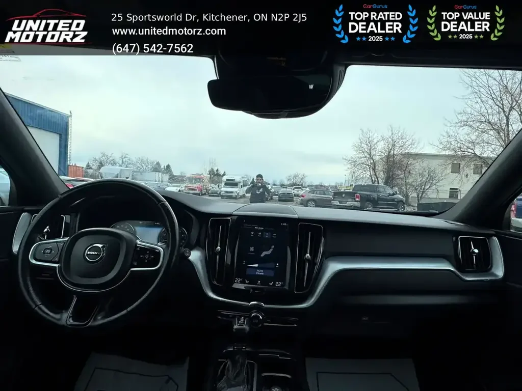 Volvo XC60 снимка Volvo XC60