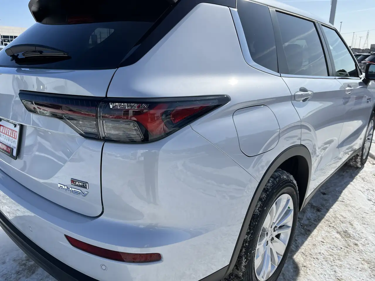 Mitsubishi Outlander снимка Mitsubishi Outlander