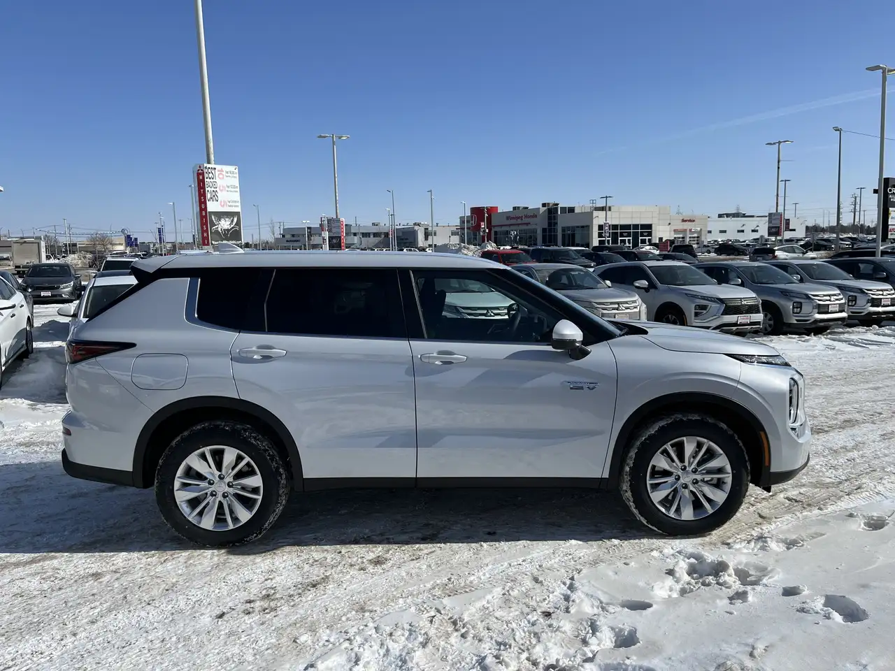 Mitsubishi Outlander снимка Mitsubishi Outlander