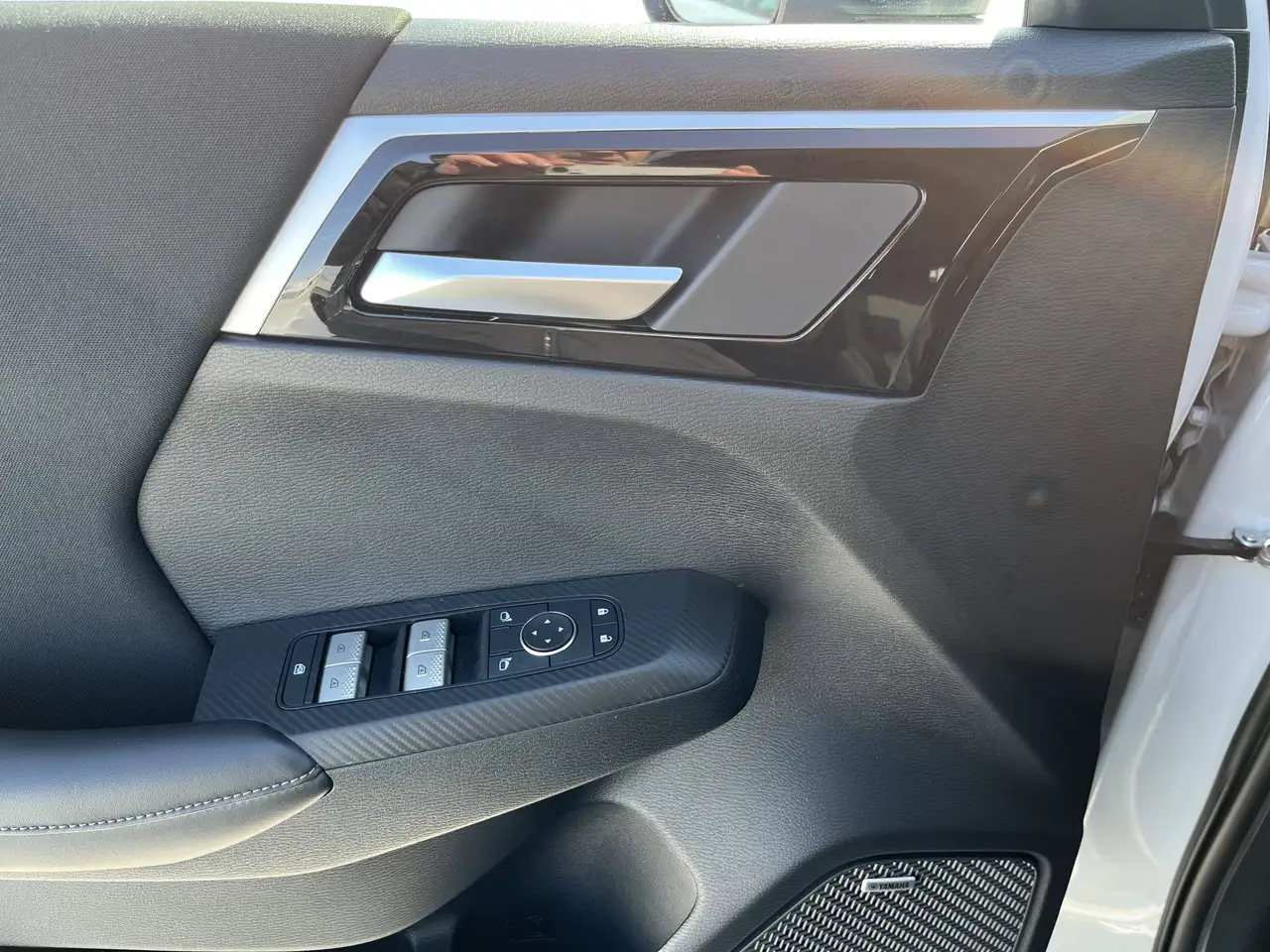 Mitsubishi Outlander снимка Mitsubishi Outlander