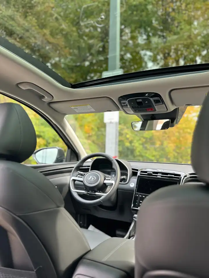 Hyundai TUCSON снимка Hyundai TUCSON