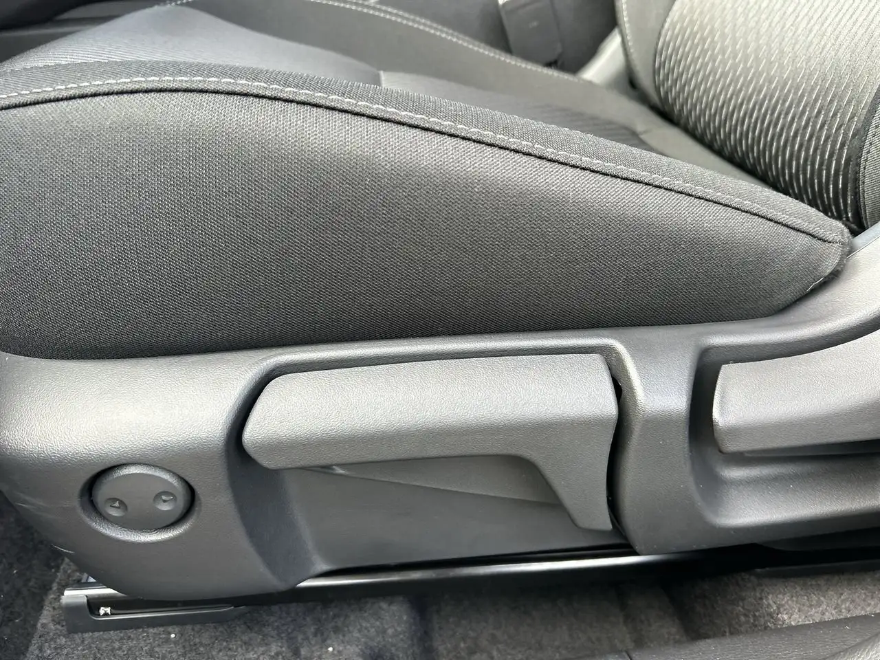 Mitsubishi Outlander снимка Mitsubishi Outlander