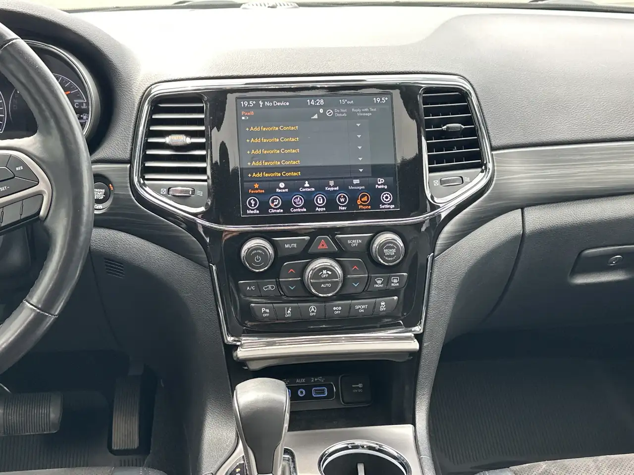 Jeep Grand Cherokee снимка Jeep Grand Cherokee