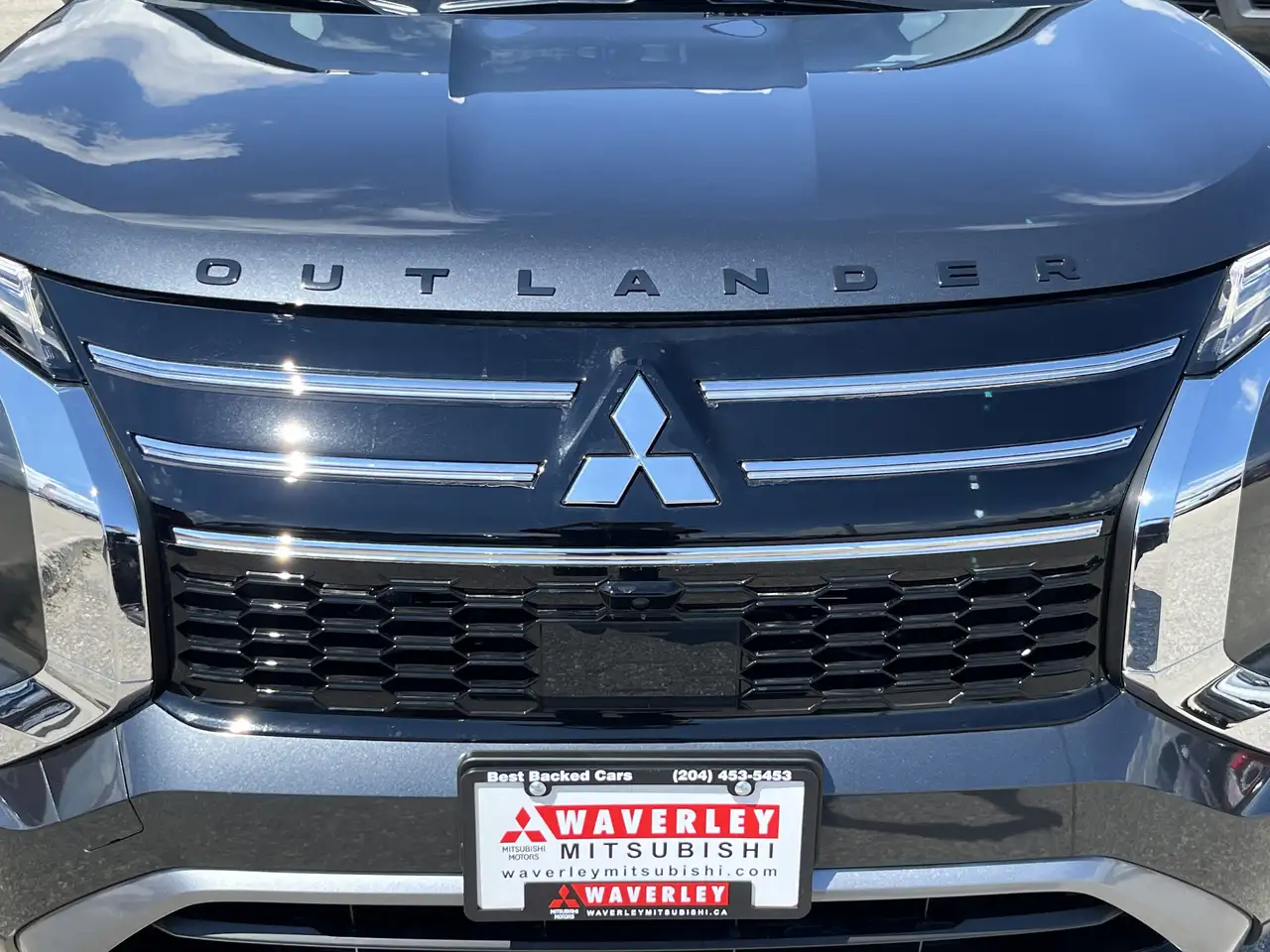 Mitsubishi Outlander снимка Mitsubishi Outlander