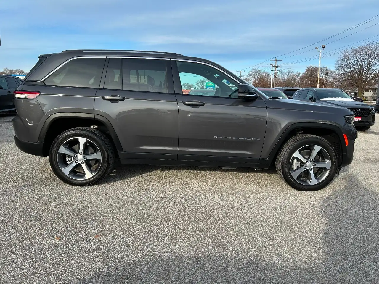 Jeep Grand Cherokee снимка Jeep Grand Cherokee
