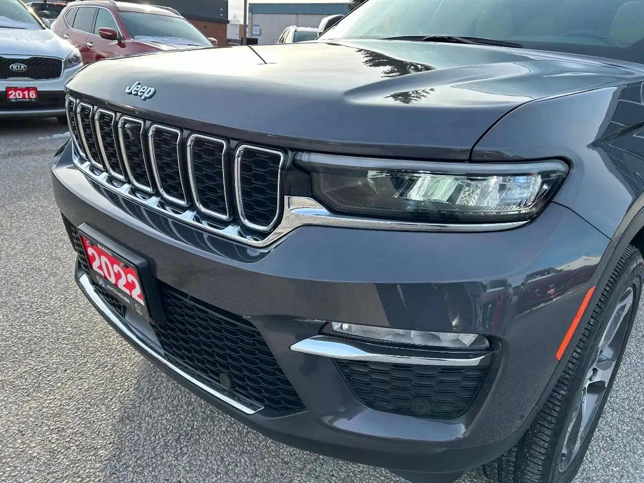 Jeep Grand Cherokee снимка Jeep Grand Cherokee