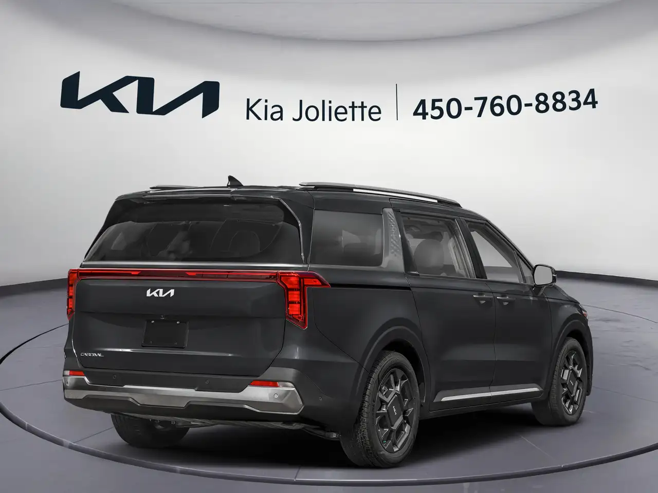 Kia Carnival photo Kia Carnival
