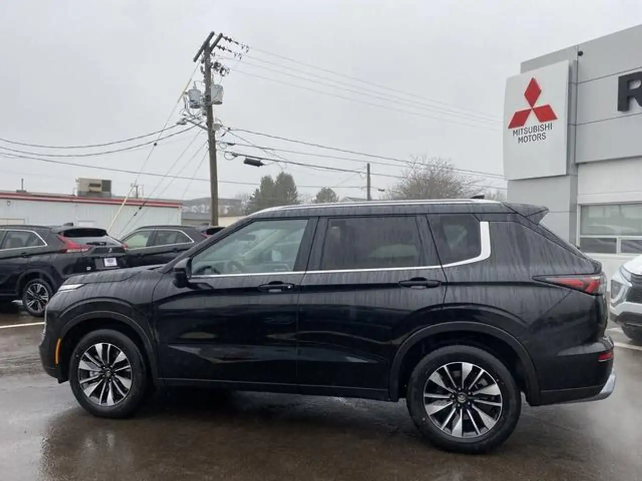 Mitsubishi Outlander снимка Mitsubishi Outlander